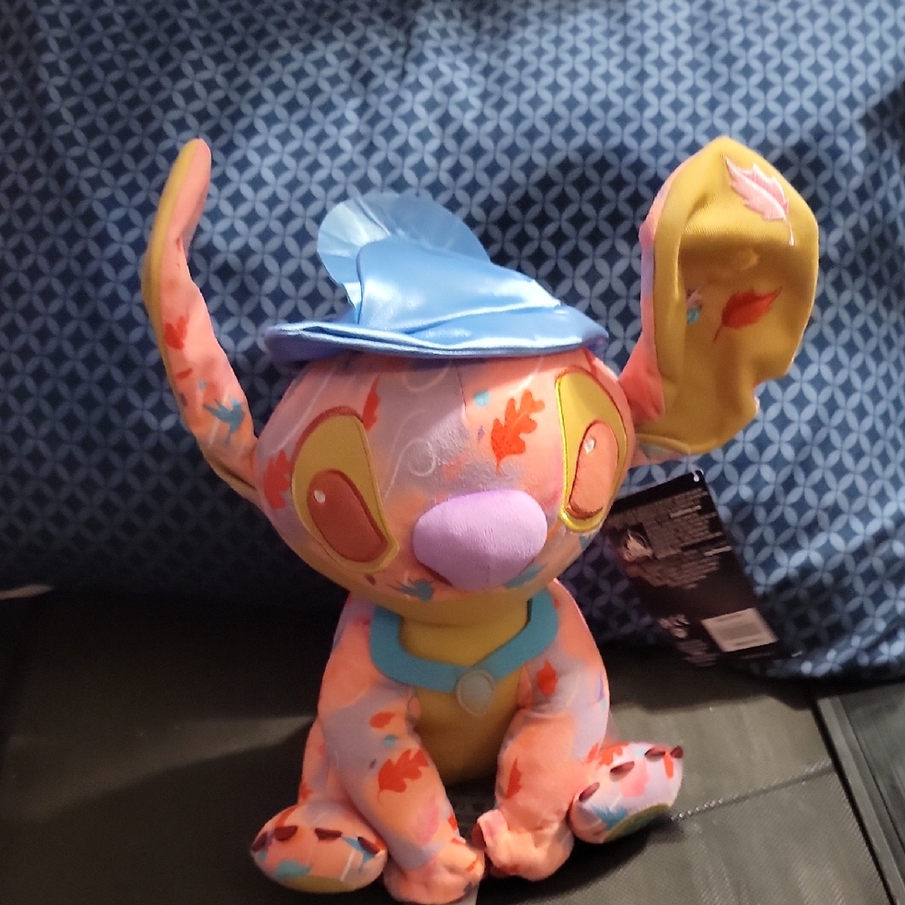Disney Plush Stitch Crashes Disney